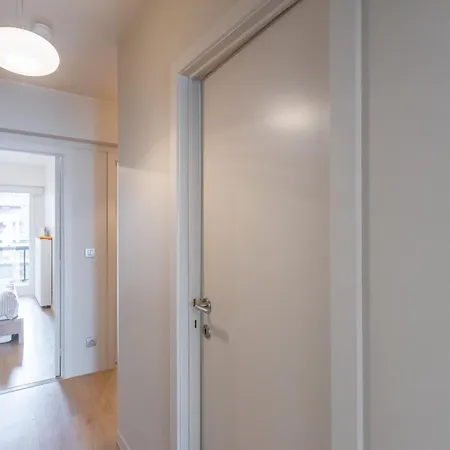 Apartment Dolfijn 1 *