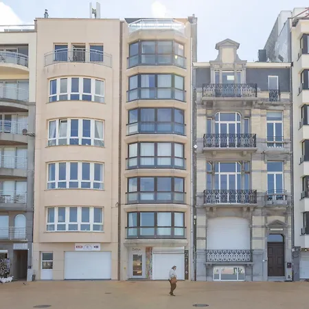 Lecomte - Sunset Walks 108 * Ostend