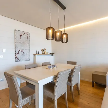 Apartment Dolfijn 1 Ostend